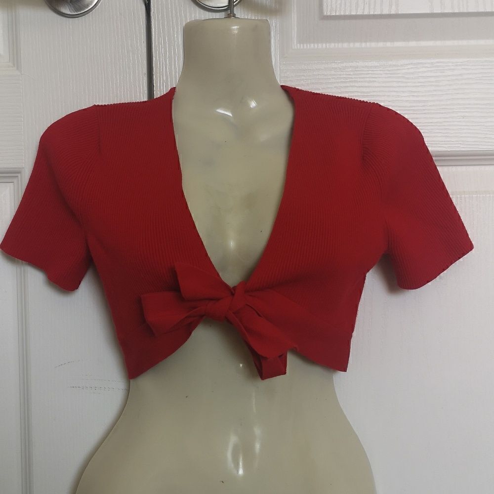 Wilfred Ladies Ribbed Tie Front Crop Top Small Red